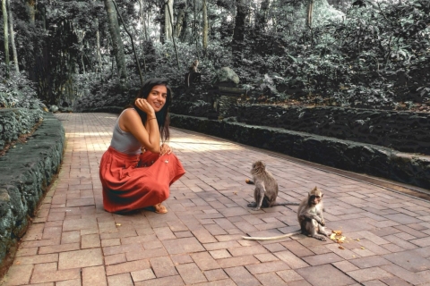 Ubud: Sacred Monkey Forest Sanctuary Ticket and Guided Tour Tour with Transfers to/from Central Ubud