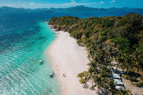 Coron: playa privada saltando a Malcapuya y DitaytayanTour con recogida y regreso al hotel