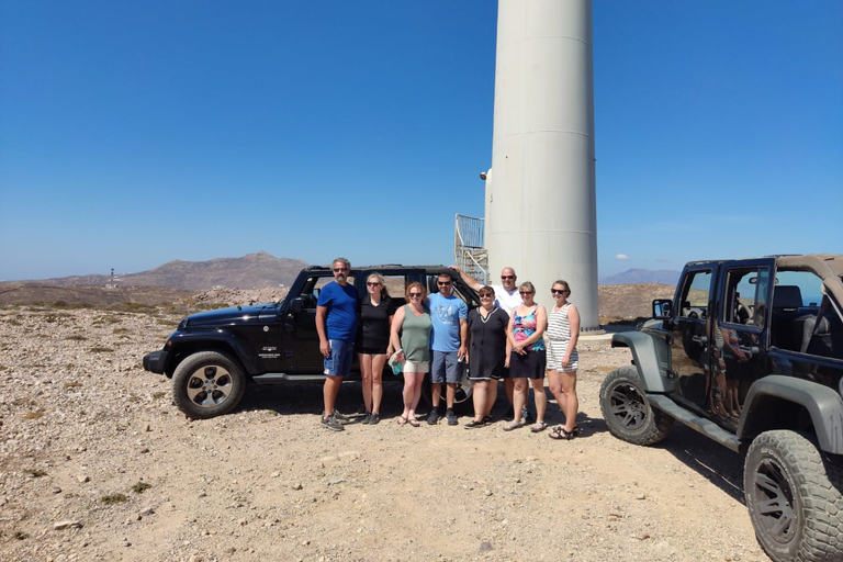 Mykonos: Private Jeeptour mit Myrsini Strand und Ano Mera