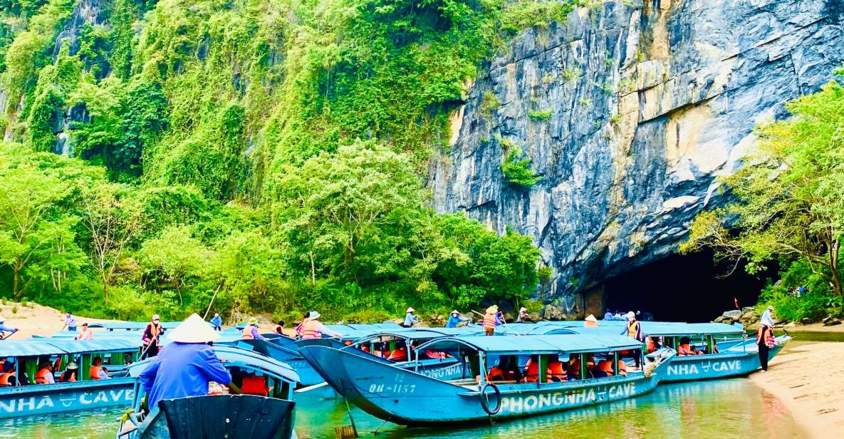 Hue: Guided Day Trip to Phong Nha Cave/Paradise Cave Tour
