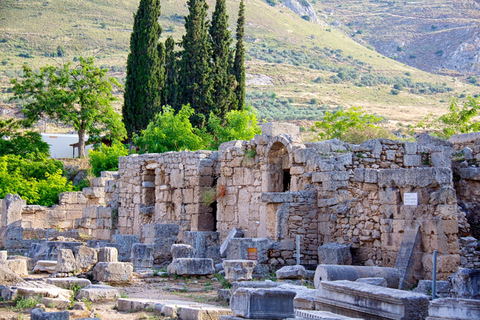 Au départ d'Athènes : Excursion privée d'une journée à l'Ancienne Corinthe de CorintheCorinthe antique : Excursion privée d'une demi-journée au départ d'Athènes