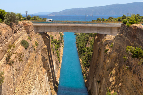 Van Athene: Corinthia Private Day Trip naar het oude KorintheOud Korinthe: privéexcursie van een halve dag vanuit Athene