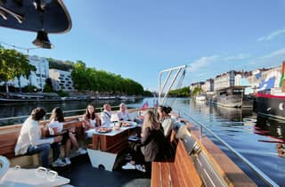 Lyon: City Cruise with Charcuterie, Cheese, and Wine