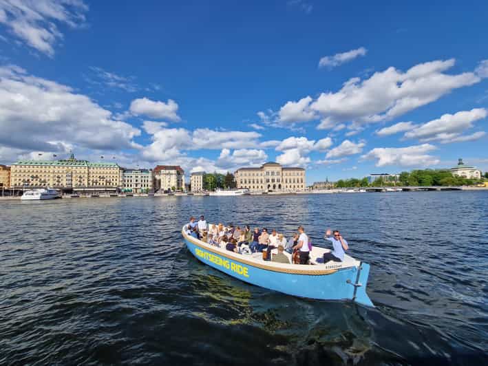 Stockholm: City Sightseeing Electric Boat Tour