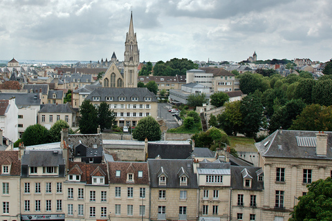 Caen: Private Guided City Sightseeing Walking Tour