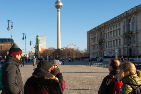 Berlín: Visita guiada al Foro HumboldtTour en alemán