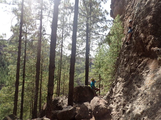 Las Palmas: Sunset Mountain Climbing Trip Near Roque Nublo