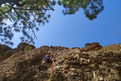 Experiencia de Escalada met atardecer cerca del Roque NubloExperiencia Aventura de Escalada al atardecer