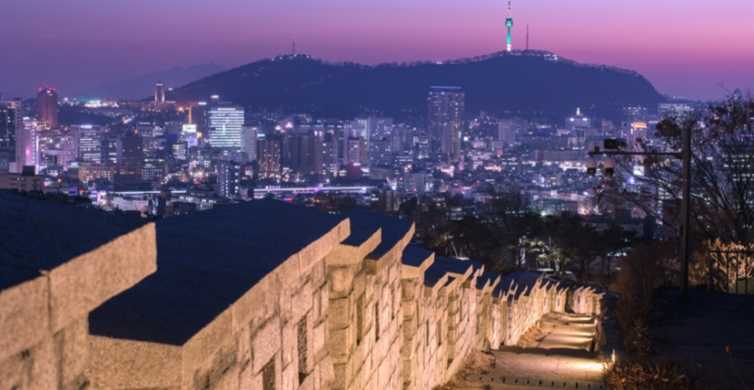 Soul: Noční prohlídka paláce, tržiště, parku Naksan a dalších památek v Soulu