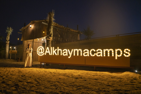 Experiencia en tienda en safari en el desierto de DubáiSafari por el desierto y campamento VIP de lujo