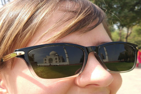 Visite guidée du Taj Mahal et du Mausolée, frais d'entrée inclus.