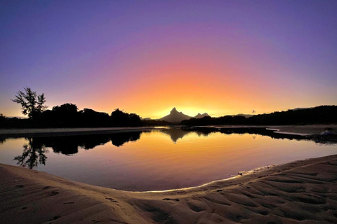 Mauricio: Excursión guiada en kayak al amanecer por el río Tamarin