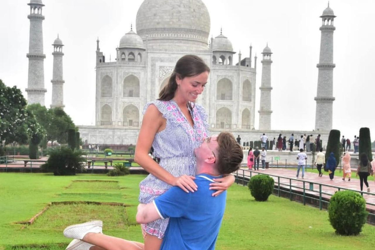 AGRA:Skip-the-Line Taj Mahal tour with expert guide Sunrise tour of tajmahal with expert guide