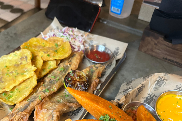 A Taste of Panama - Food Tour + Sunset + Panama