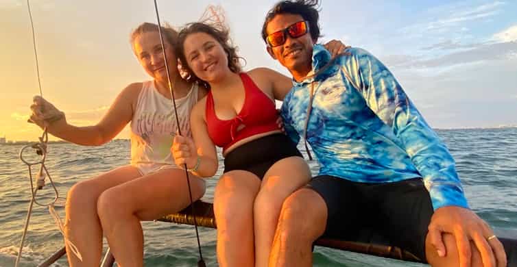 Miami: Intimate Sailing in Biscayne Bay w/ Food and Drinks photo 8