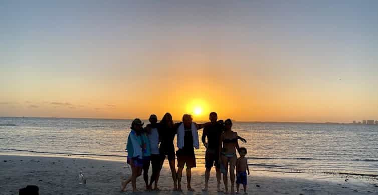 Miami: Intimate Sailing in Biscayne Bay w/ Food and Drinks photo 9