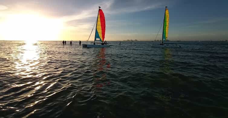 Miami: Intimate Sailing in Biscayne Bay w/ Food and Drinks photo 5