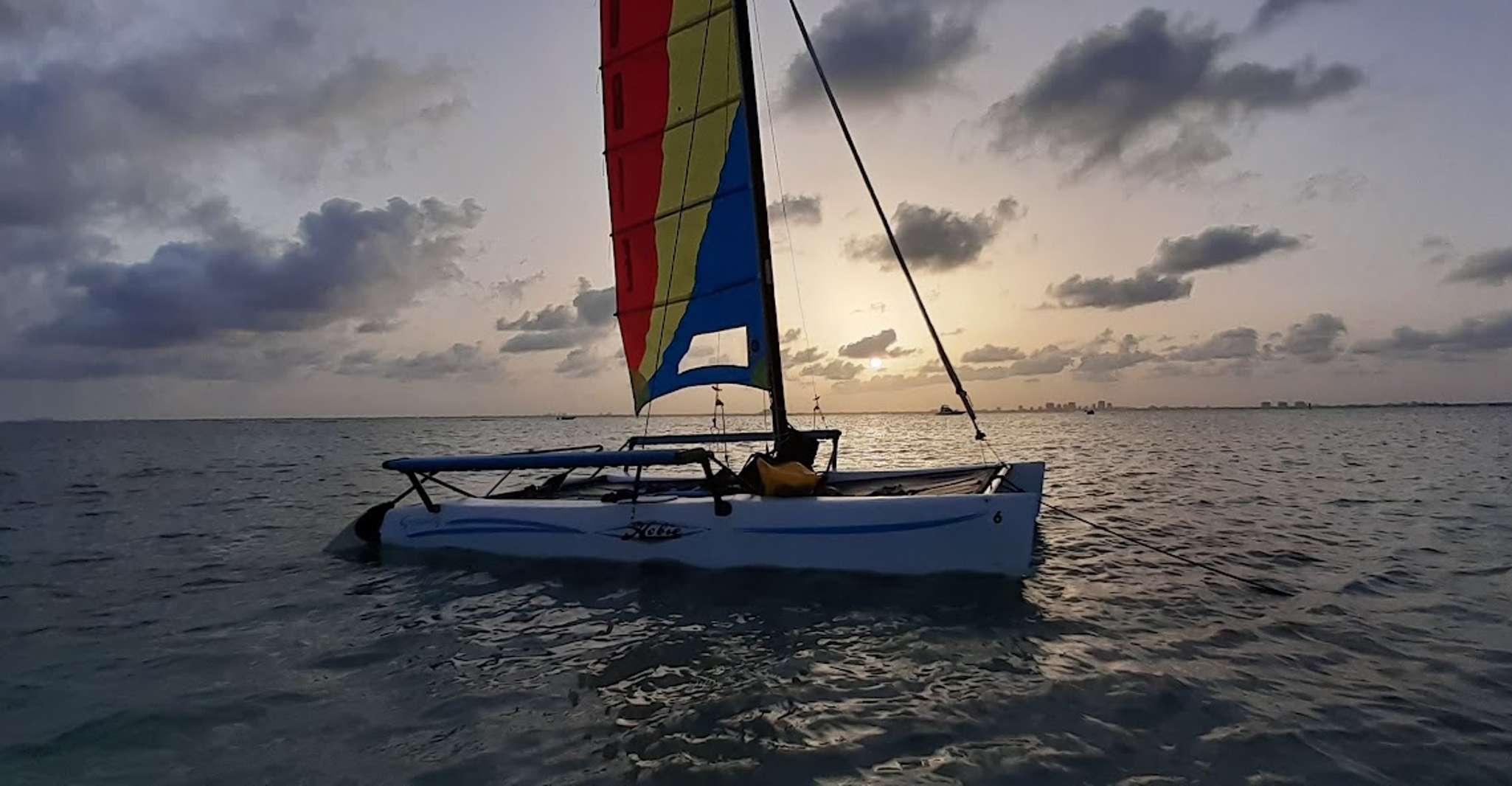 Miami: Intimate Sailing in Biscayne Bay w/ Food and Drinks photo 7