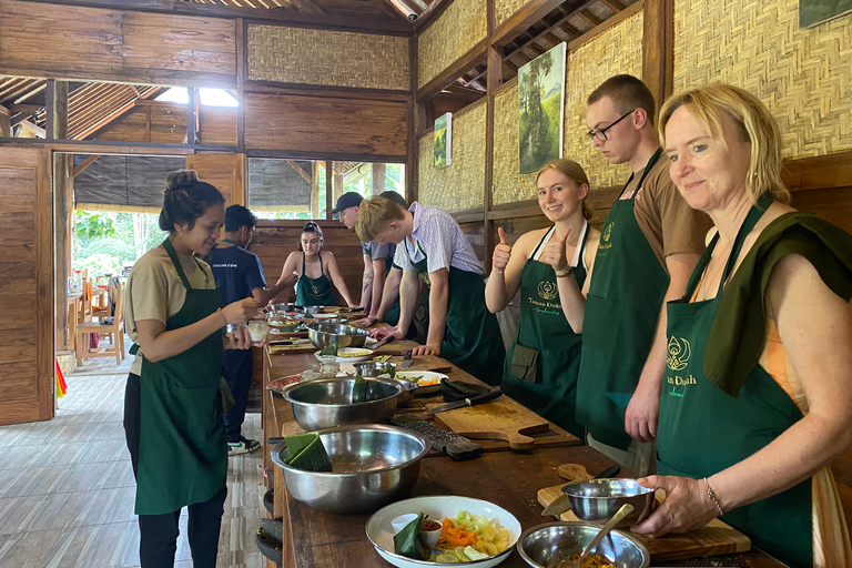 From Ubud: Balinese Cooking Class at an Organic Farm Balinese Cooking Class: Regular Menu