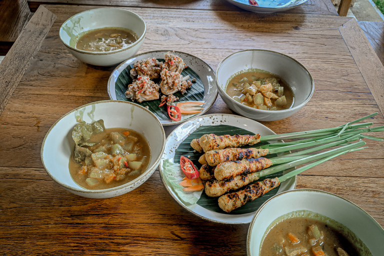 Ubud: Balinese Cooking Class at an Organic FarmVegetarian or Vegan Option