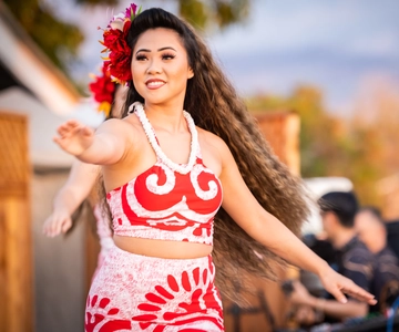 South Maui: Gilligans' Island Luau with Dinner and Drinks