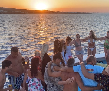 Protaras:Cape Greco, Turtle Cove & Blue Lagoon Sunset Cruise
