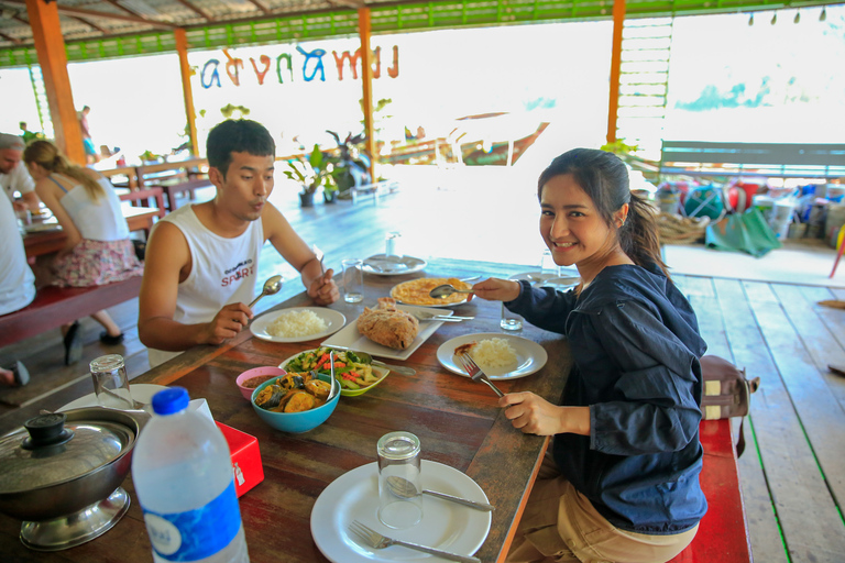 Van Khao Lak: Khao Sok & Cheow Lan Lake-tour met kajakken