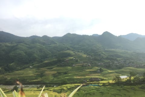 From Hanoi: 2-Day Trip to Sapa By Sleeping Bus