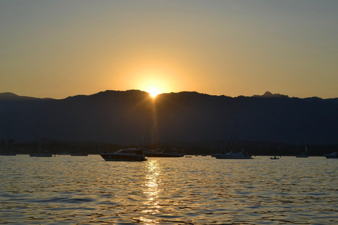 Porto-Vecchio: Sonnenuntergangs-Kreuzfahrt auf den Cerbicale-Inseln &amp; Apéritif