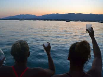 From Santa Giulia SUNSET Cruise & Apéritif