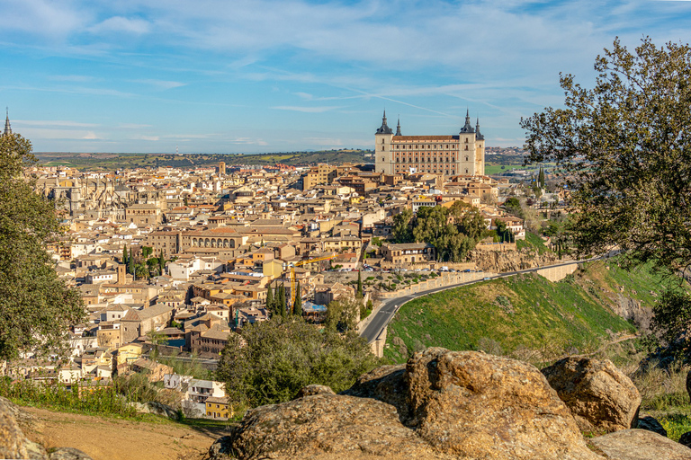 Privétour: hoogtepunten van Toledo en Segovia vanuit Madrid