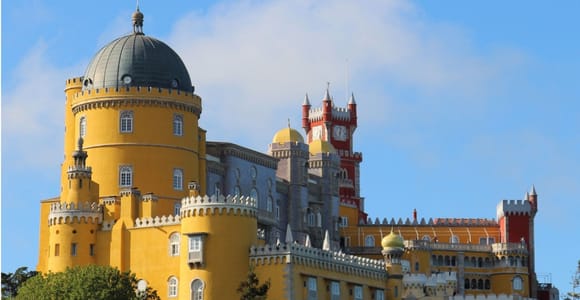 Lisbon: Sintra, Pena, Regaleira & Cabo da Roca & Cascais Coast