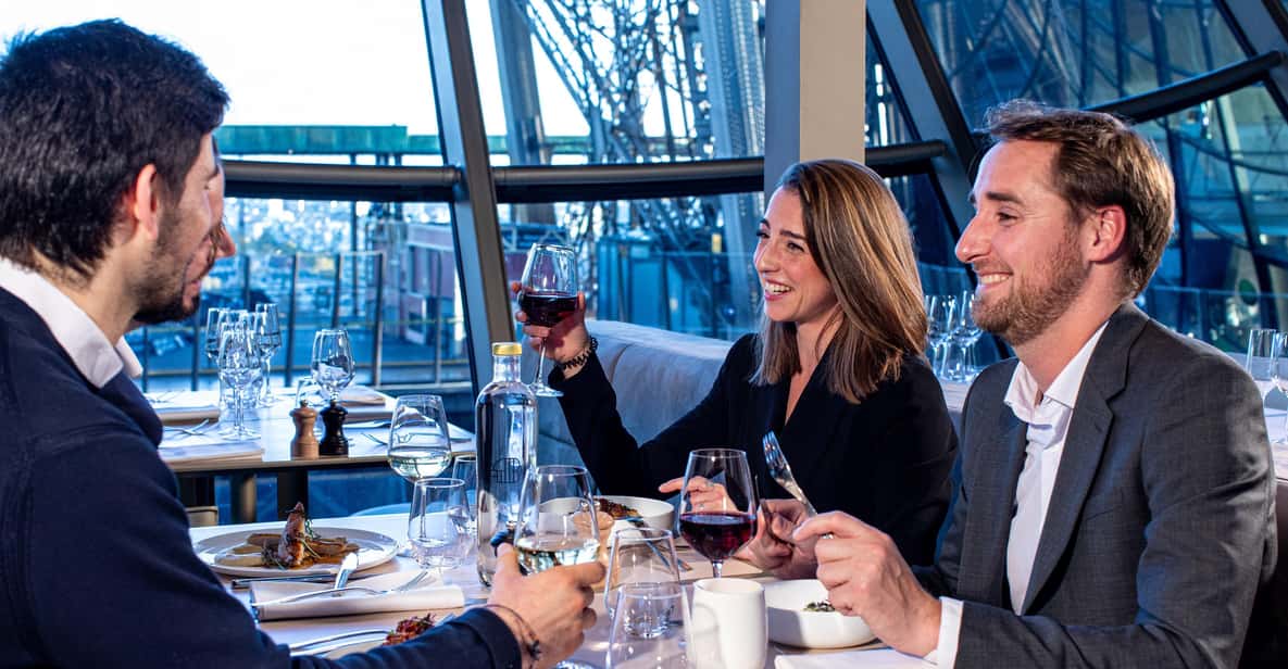 Afbeelding 36 van Parijs: Madame Brasserie in de Eiffeltoren – 3-gangenlunch om 13:30 uur