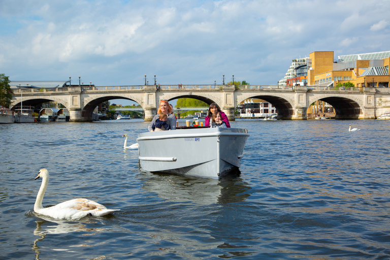 London: GoBoat Rental in Kingston upon Thames 2-Hour Rental
