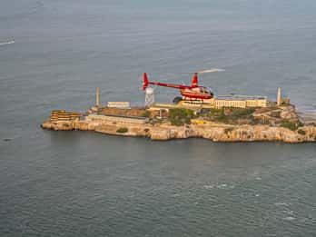 Von Sausalito aus: San Francisco und Alcatraz Helikoptertour