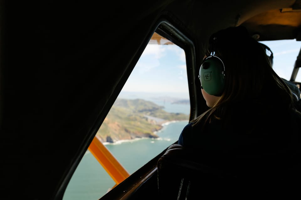 San Francisco: Seaplane Flight with Champagne image 3