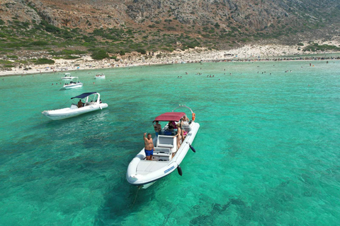 Desde Chania: viaje en barco privado por la bahía de Balos y la isla de Gramvousa