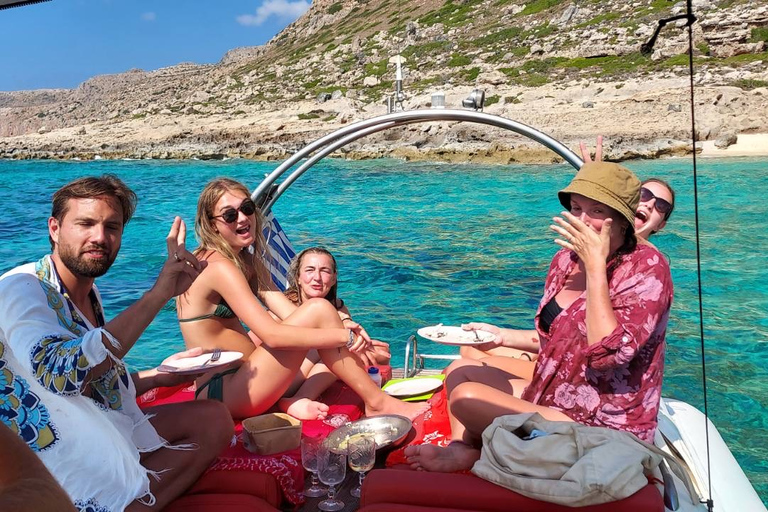 Desde Chania: viaje en barco privado por la bahía de Balos y la isla de Gramvousa