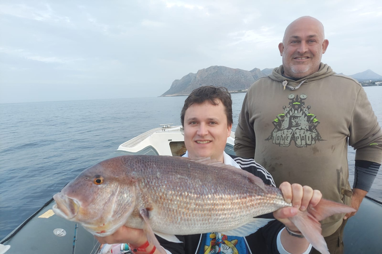 La Canée : excursion de pêche en bateau privé