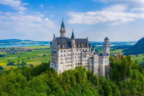 From Munich: Neuschwanstein and Linderhof Palaces Day Trip Tour with a Separate Driver and a Local Guide