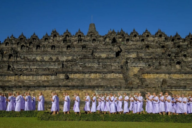 Desayuno al amanecer en Borobudur y visita guiada a Prambanan