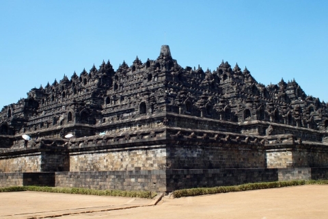 Desayuno al amanecer en Borobudur y visita guiada a Prambanan