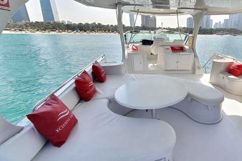 Dubai: Crociera turistica della Marina con vista sulla ruota di AinCrociera turistica in Marina a bordo di uno yacht