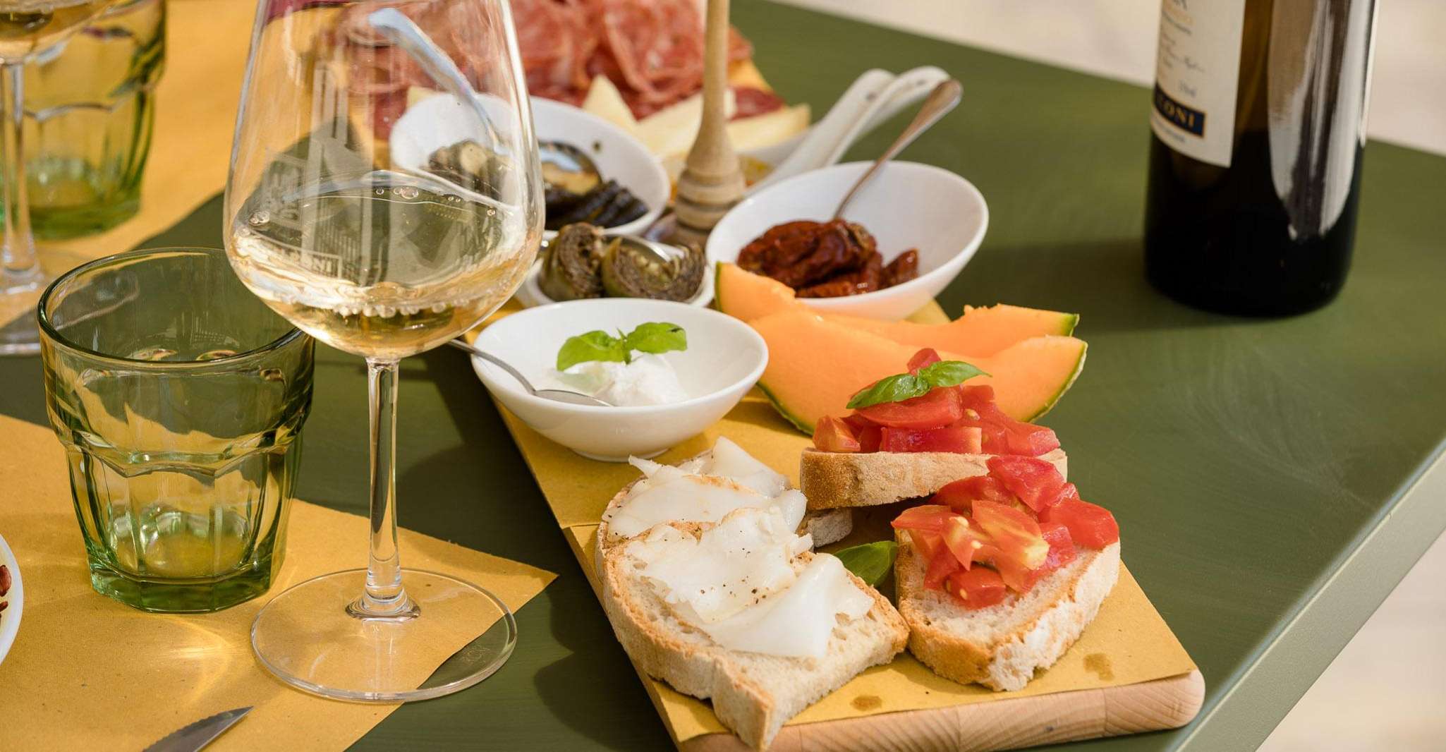 San Gimignano, Wijnproeverij Tour met wijnproeverij en lunch - Hizvo