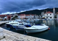 Stari Grad, recorrido histórico privado de la ciudad antigua - Housity