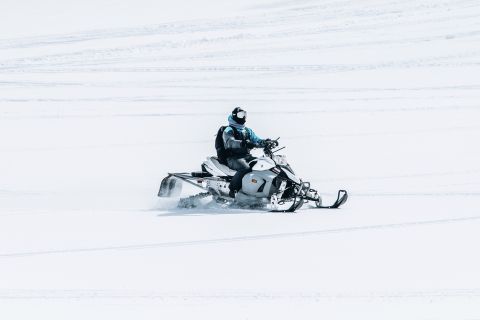 Ciudad de Quebec: Excursión guiada en moto de nieve