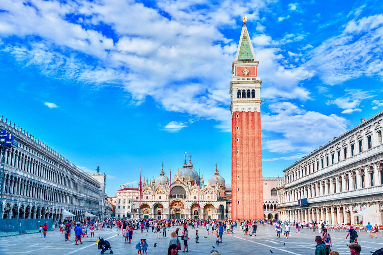 Venice: St Mark's Basilica & Gondola in the afternoon Tour in English