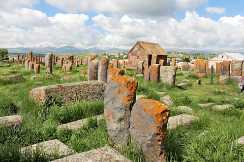 Group Tour: Hayravank, Noratus, Selim, Winery, Jermuk