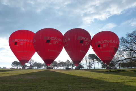 Barcelona: Vor-Pyrenäen-HeißluftballonfahrtHeißluftballon Tour