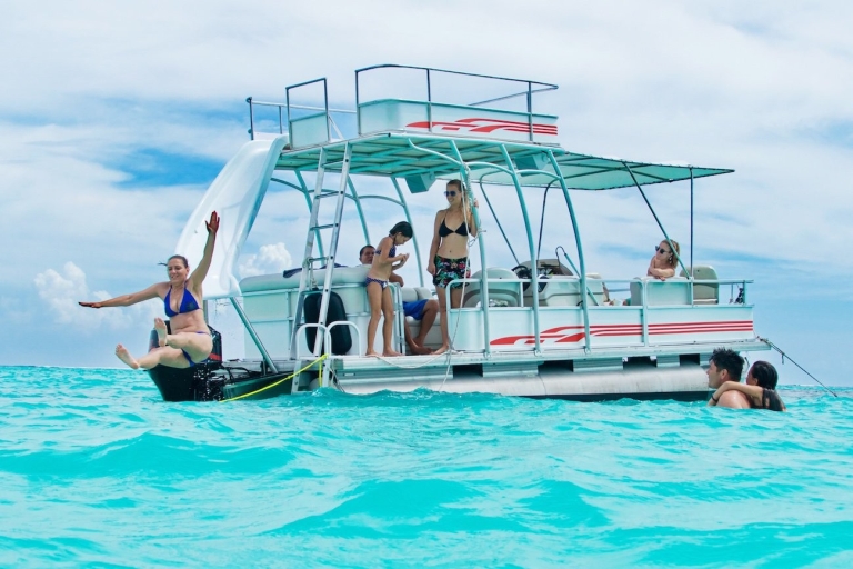 Punta Cana : Croisière alcoolisée sur un bateau de fête avec ramassage à l'hôtelOption standard